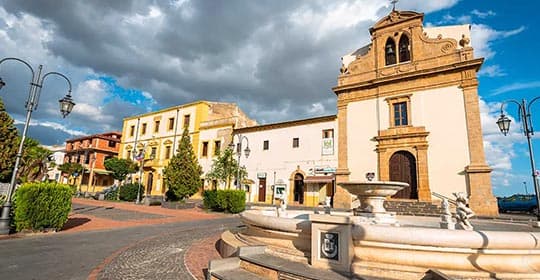 Travel to Barrafranca with SAIS Autolinee buses. A small medieval village rich in cultural attractions, history and tradition