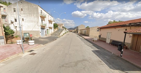 Viaggia per Cacchiamo con gli Autobus SAIS Autolinee. Un antico borgo feudale, tra vecchie masserie e il lascito della dominazione spagnola